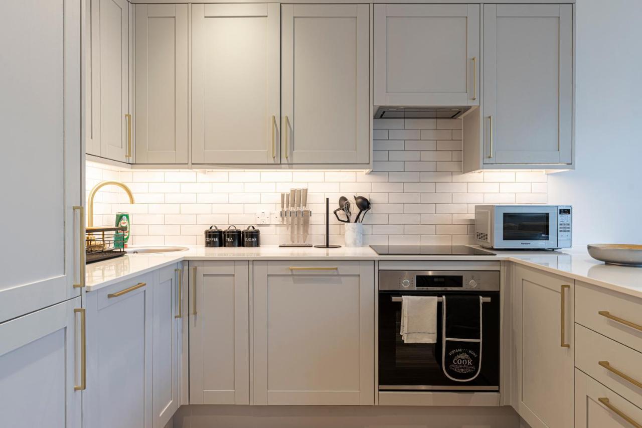 Stylish 1 Bed Flats In Soho, Next To Piccadilly Circus And Trafalgar Square Лондон Экстерьер фото